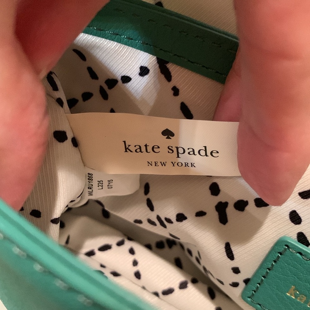Kate Spade ♠️ Wristlet - Picture 8 of 12